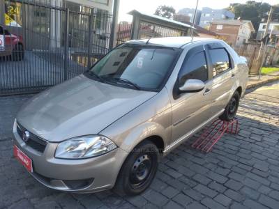 FIAT - SIENA - 2015/2015 - Bege - Sob Consulta