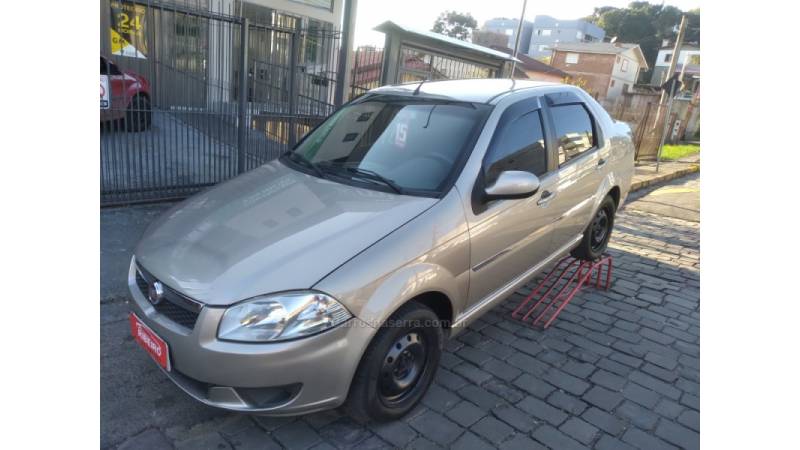 FIAT - SIENA - 2015/2015 - Bege - Sob Consulta